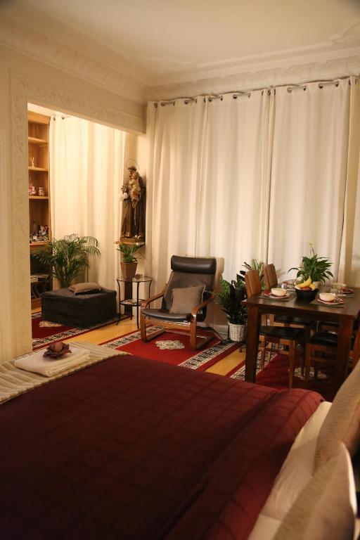 2 Doppelzimmer mit Verbindungstür