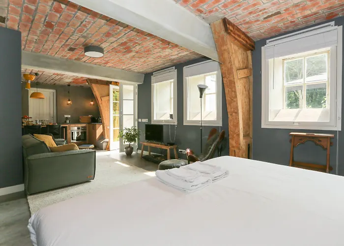 Adelaerthoeve Logies & Ontbijt